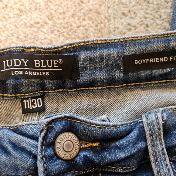 Judy Blue Boyfriend JB88404, Jeans Distressed 11/30 - Picture 3 of 5